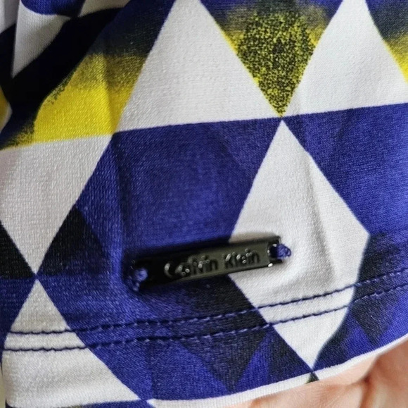 Calvin Klein 2X Blue White Sleeveless Geometric Artsy Career MOD Preppy Blouse - Picture 3 of 9